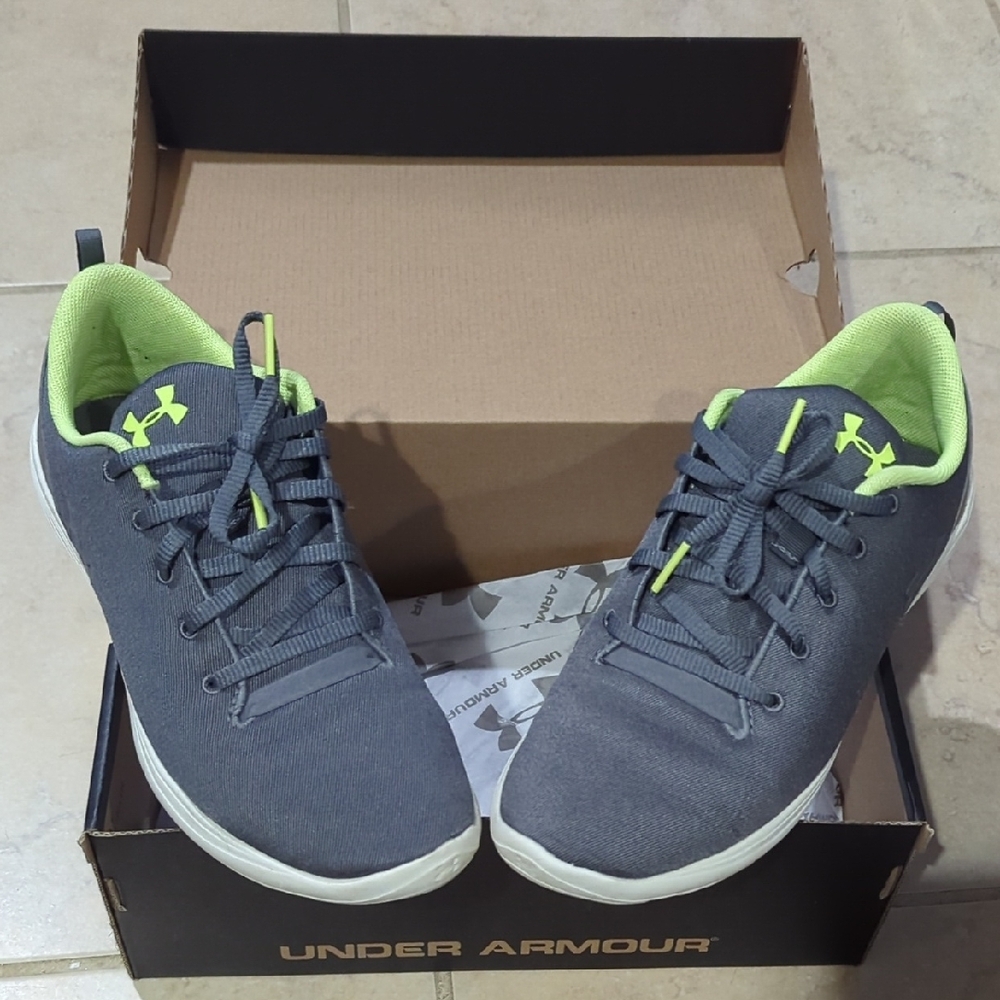 Under Armour Gray and Green Athletic Shoes with Modern Design